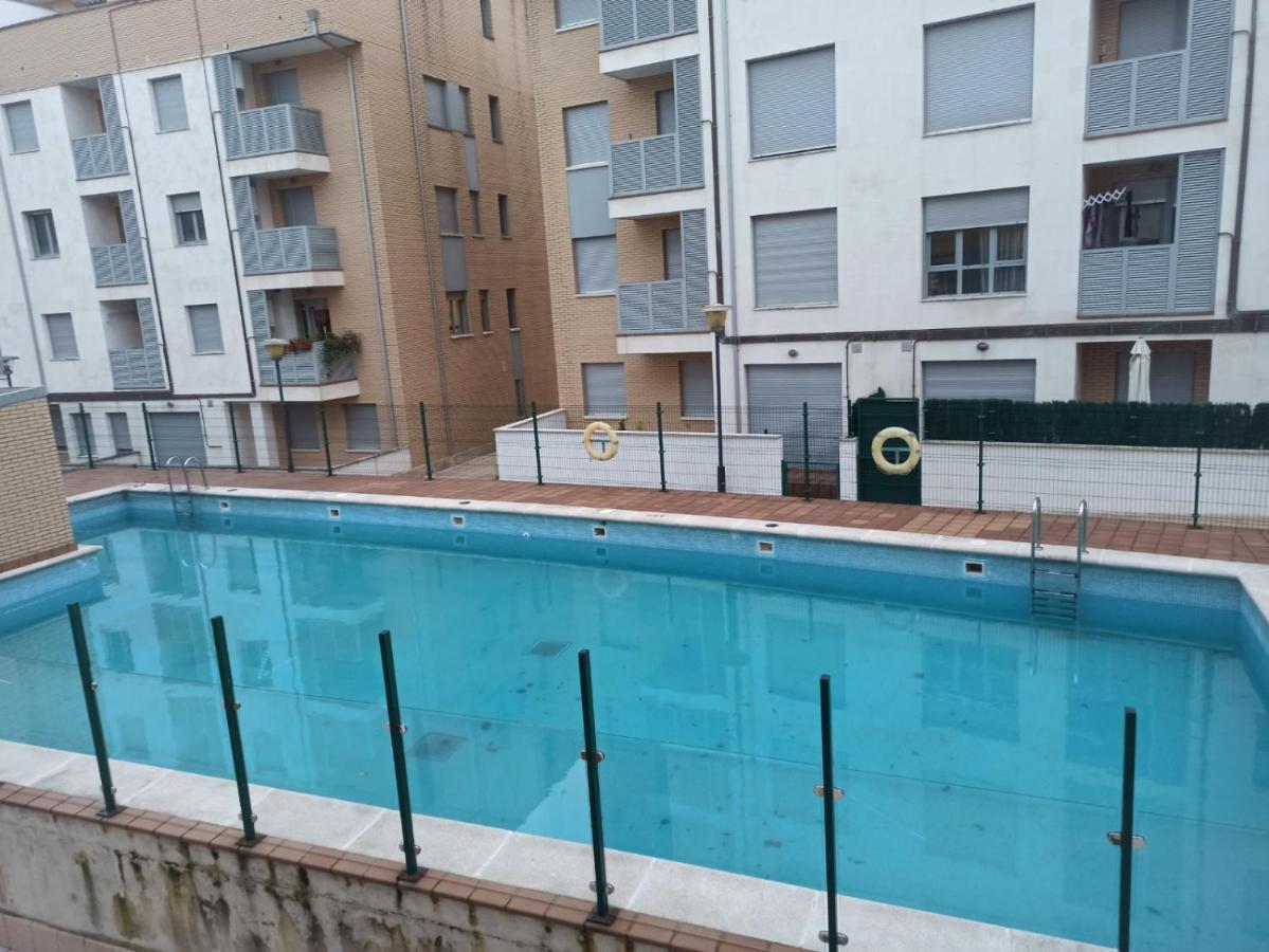 Esguil, Apartamento Con Piscina, A 3 Km De La Playa Vut-2995-As يانس المظهر الخارجي الصورة